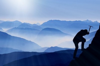 Her Zilletin Elbetde Bir İzzet Var İçinde